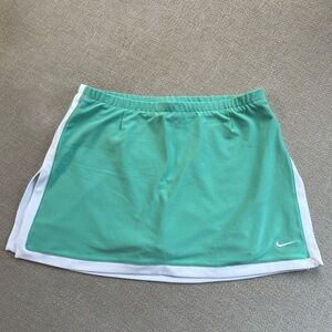 Nike Green and White Sports Skirt